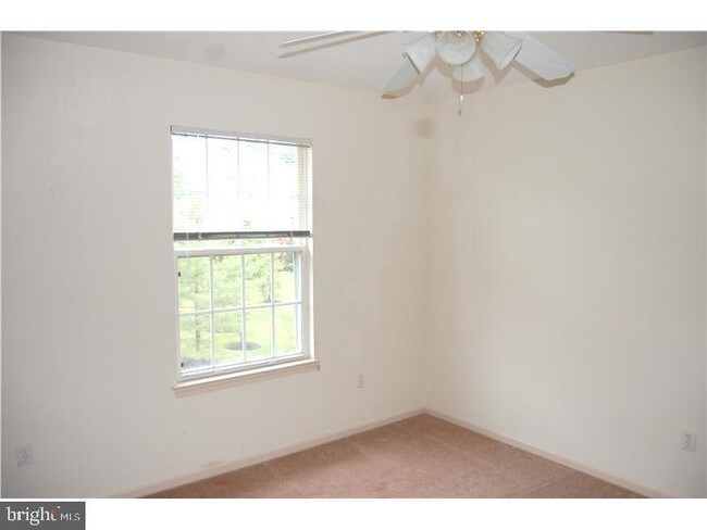 Building Photo - 109 Europa Blvd