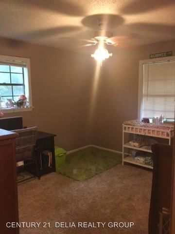 Foto del edificio - 3 br, 1.5 bath House - 299 Colony Loop