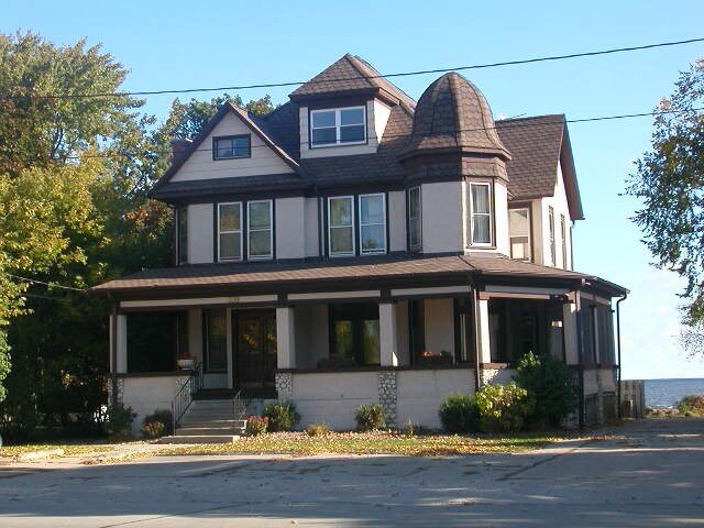 Primary Photo - 330 First St