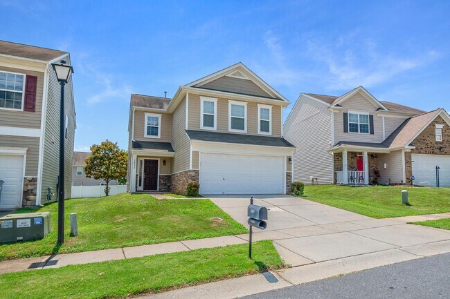 Building Photo - 2937 Westbury Ct