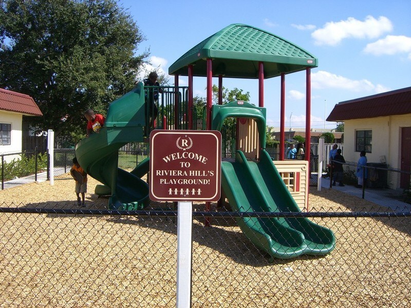 Foto principal - 5436 NW 19th St
