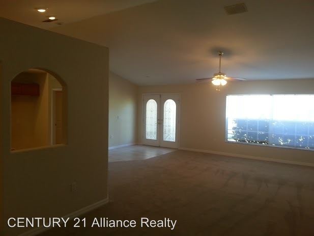 Building Photo - 2032 Belmar Ave