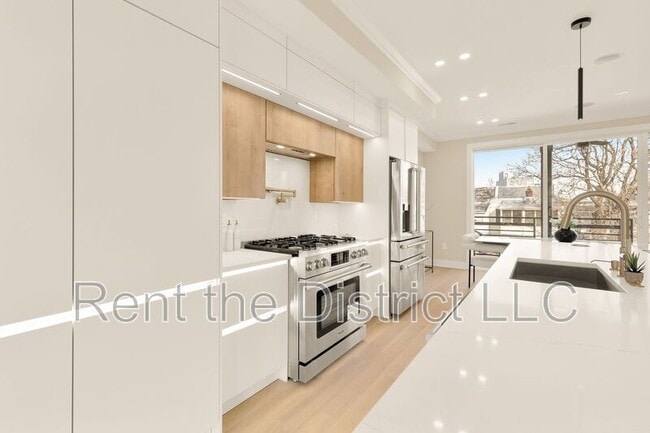 Foto del edificio - 1365 Perry Pl NW