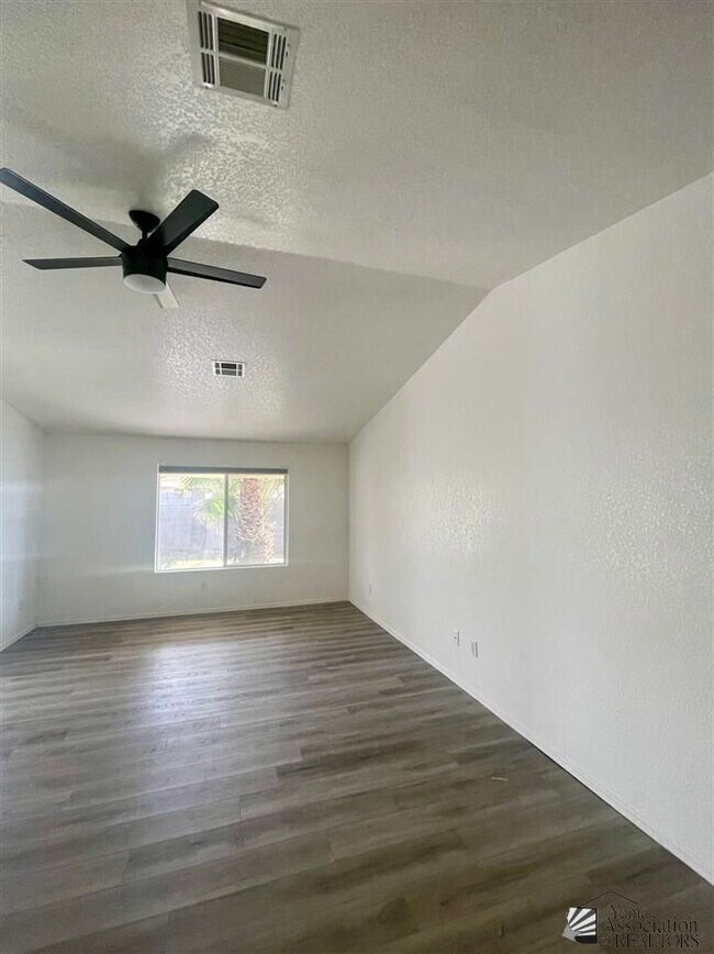 Building Photo - 11393 E 24th Pl