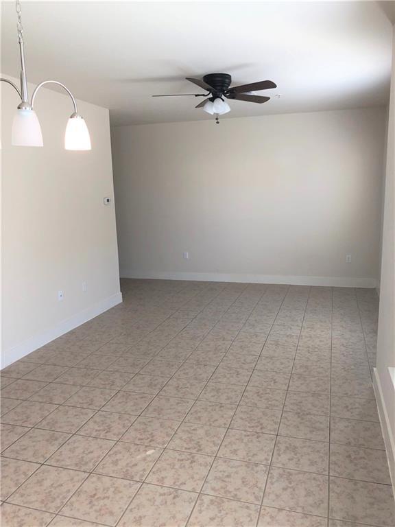 Building Photo - 2212 Creekside Ln