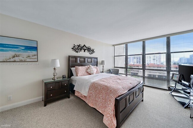 Building Photo - 3 br, 2 bath House - 2017 S Ocean Dr Apt 610