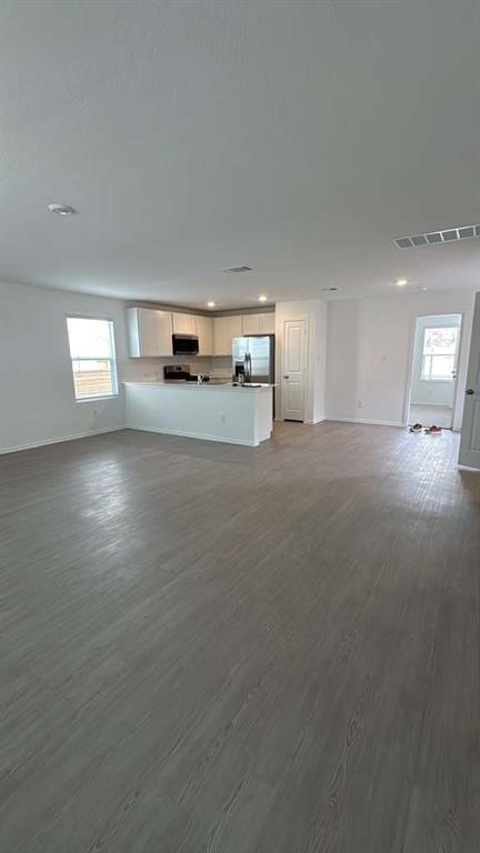 Building Photo - 355 Keefer