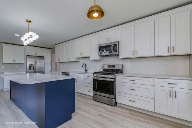 Foto del edificio - 1655 Whispering Oaks Dr