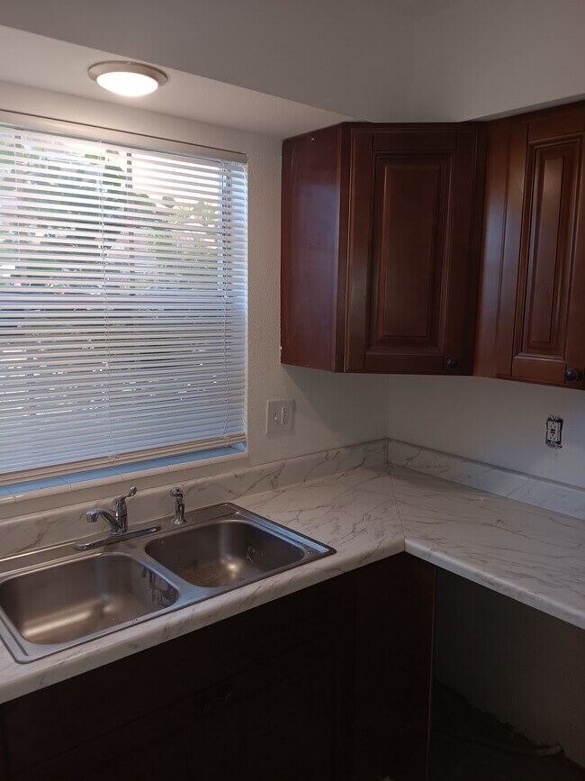 Foto del edificio - 2200 S Palmetto Ave