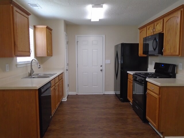 Foto del edificio - 4075 Angels Dr