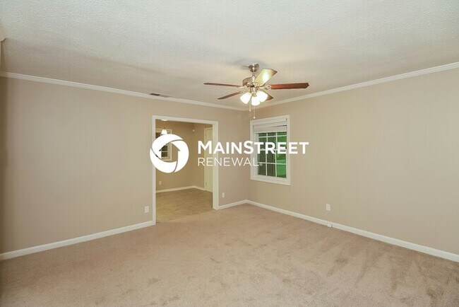 Foto del edificio - 3 Bedroom Pet-Friendly Home in Atlanta, GA...