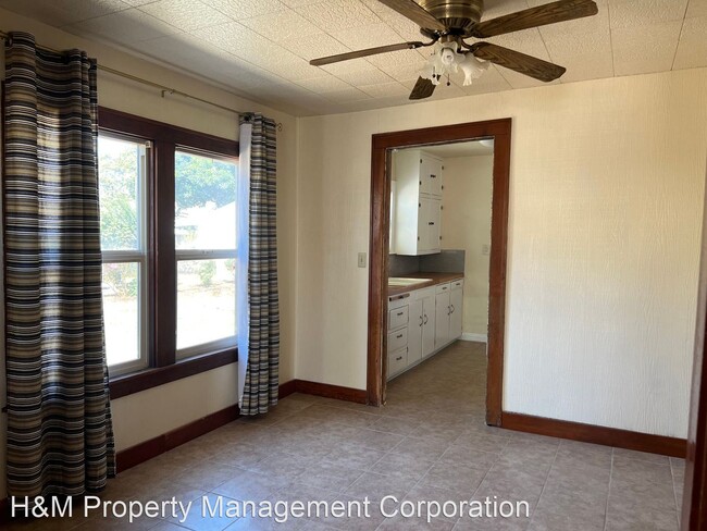 Building Photo - 2 br, 1 bath House - 152 Vine Street