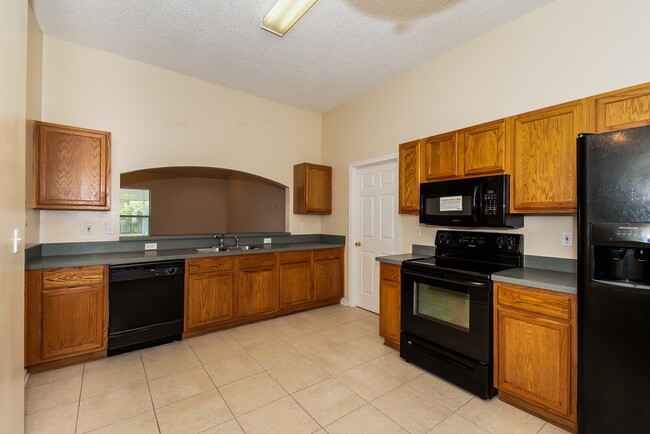 Building Photo - 3001 Golden Pond Blvd
