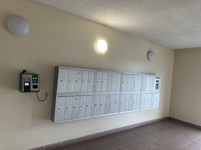 Foto del edificio - 4713 NW 7th St