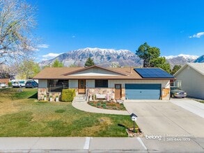 Building Photo - 428 N 200 E