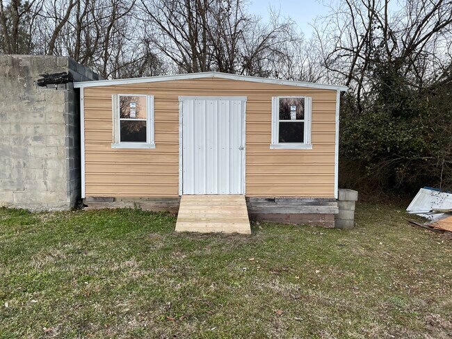 Storage Building - 485 Orchard Ave