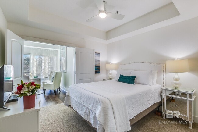 Foto del edificio - 20050 Oak Rd E