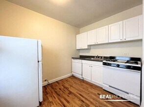 Building Photo - 1347 N Dearborn St