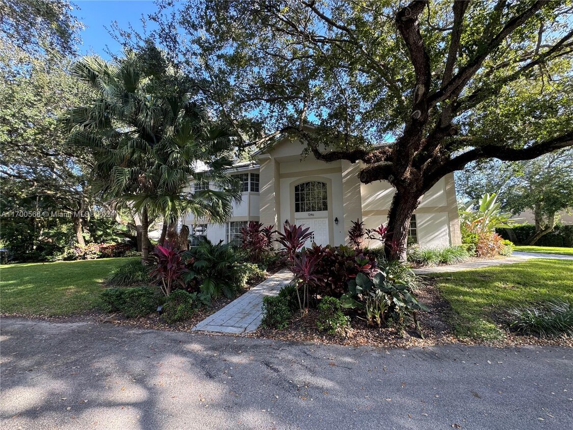 Foto principal - 7246 SW 146th Street Cir