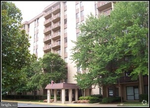 Building Photo - 3100 S Manchester St