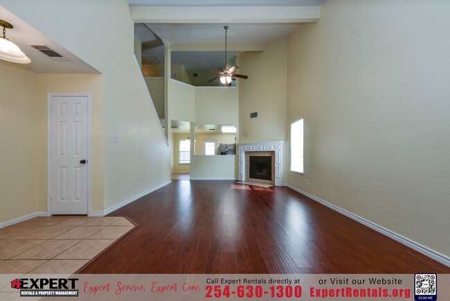 Foto del edificio - Charming 2 Story Trimmier Estates Home