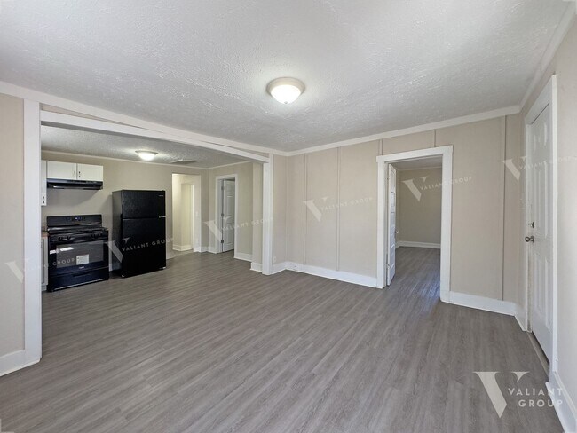 Foto del edificio - Charming 3-Bedroom, 1-Bathroom House in We...