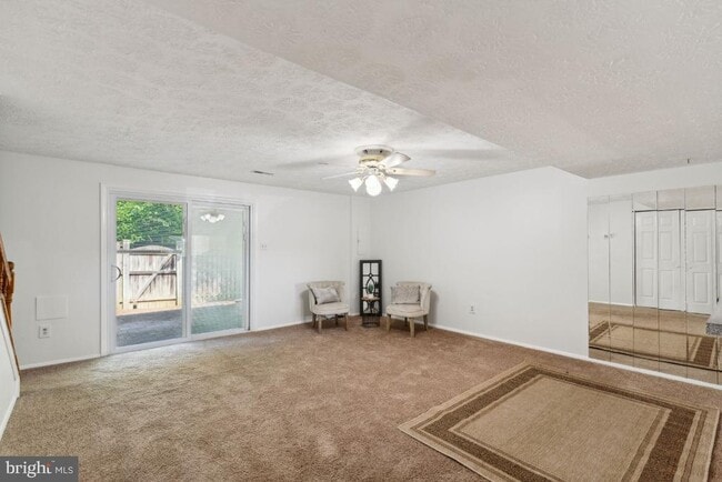 Foto del edificio - 5543 Hecate Ct