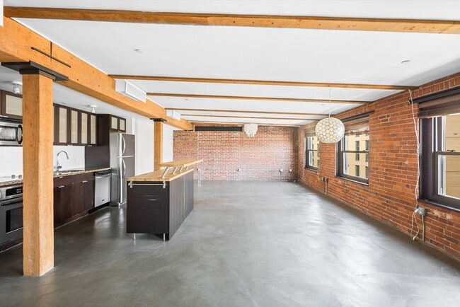 Foto del edificio - 90 Wareham St