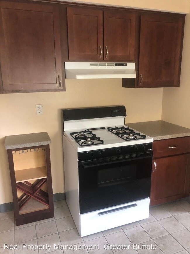 Foto del edificio - 3 br, 1 bath House - 1141 Brighton Rd.