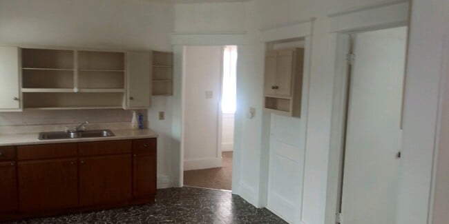 Foto del edificio - 2412 Wayne St