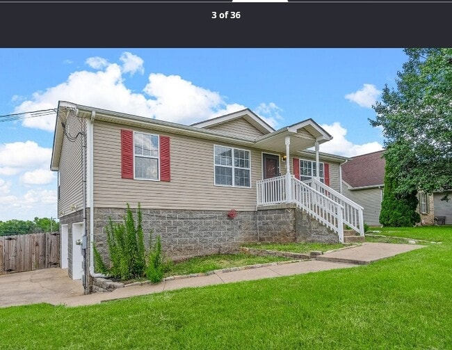 Building Photo - 1493 McClardy Rd