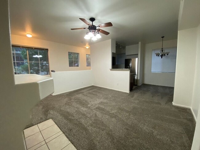 Building Photo - Great 2 Bedroom Condo!