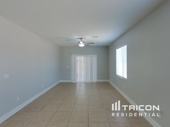 Building Photo - 4134 Blue Manor Ln