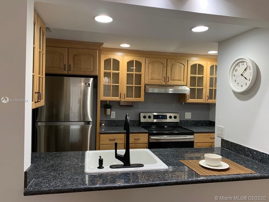 1000 River Reach Dr, Fort Lauderdale, FL 33315 Condo for Rent in Fort