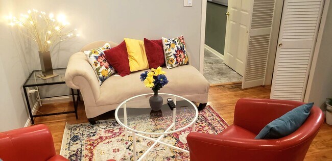 Living.room and closet - 310 Folcroft St