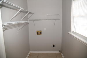 Building Photo - 2713 Landing Loop Dr