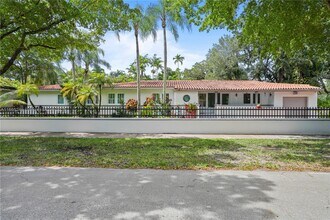 Building Photo - 1436 Mantua Ave