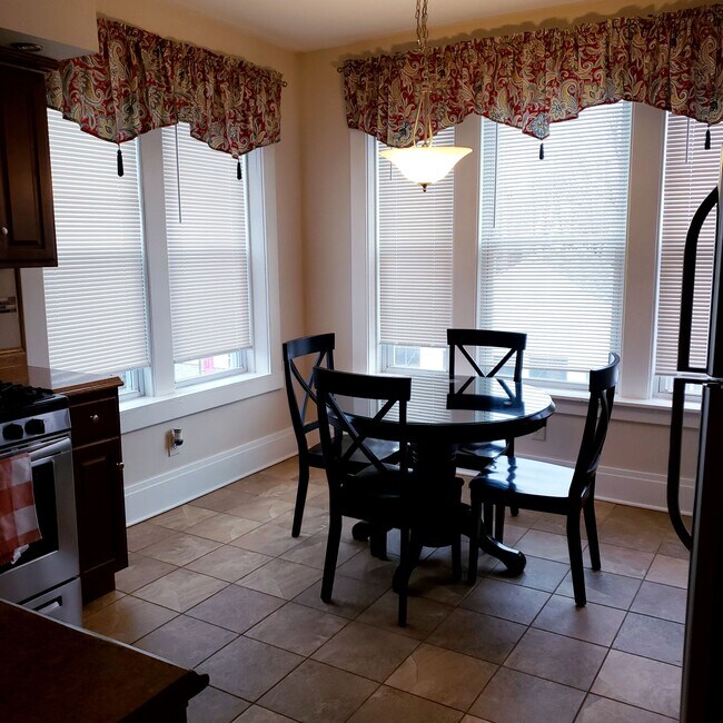 Come en la cocina - 380 Grant St