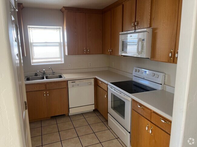 Building Photo - 509 N 200 W