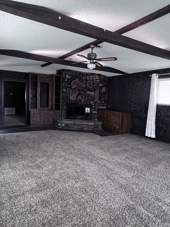 Building Photo - 5968 AR-359