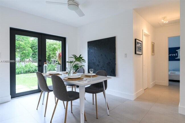 Foto del edificio - 5981 SW 13th Terrace