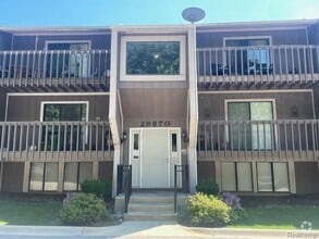 Building Photo - 29870 W 12 Mile Rd