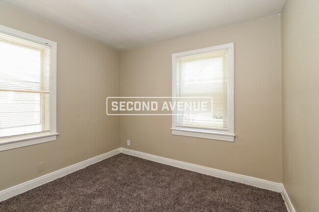 Foto del edificio - 651 S 37th ST