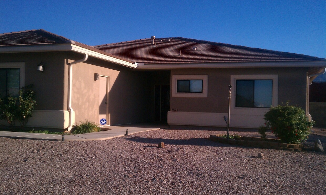 Primary Photo - Beautiful Home in Sierra Reserves