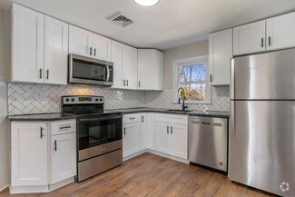 Building Photo - 800 W Orvilla Rd