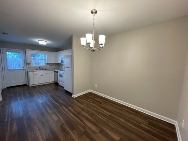 Foto del edificio - 4463 Belair Dr
