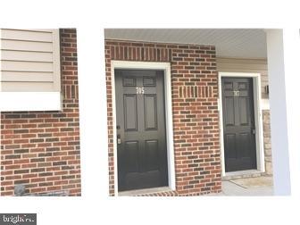 Building Photo - 706 Pony Ln