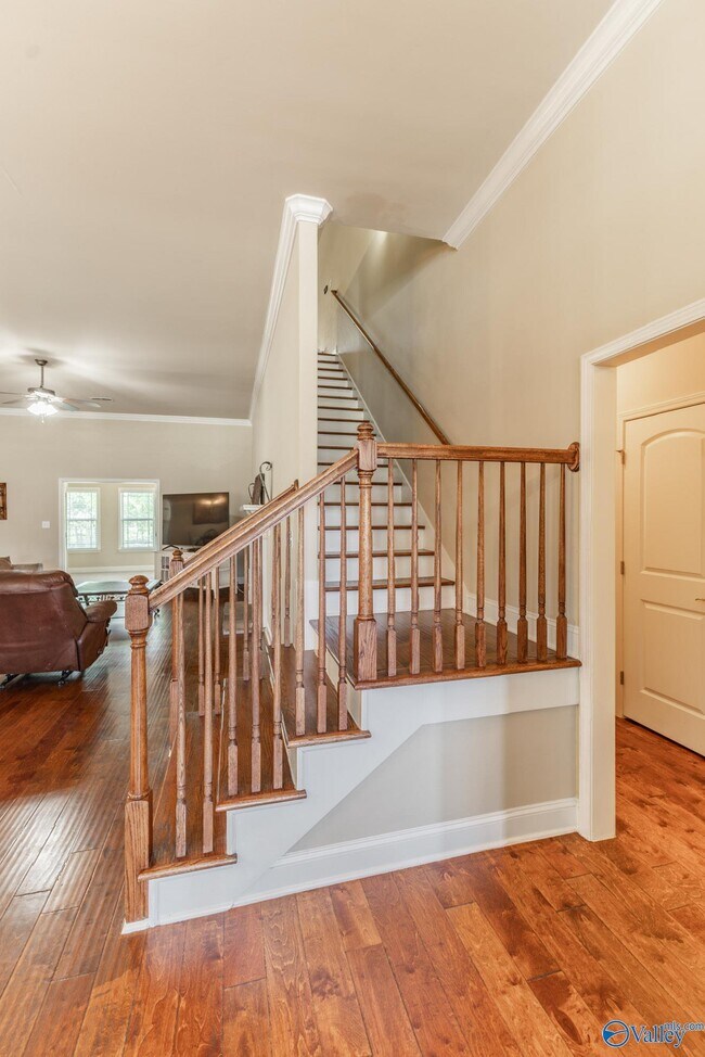 Foto del edificio - 114 Rushing Brook Dr