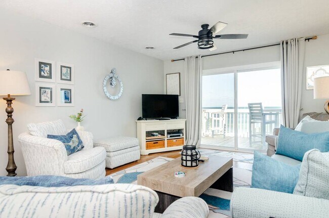 Foto del edificio - 403 Dolphin Ct