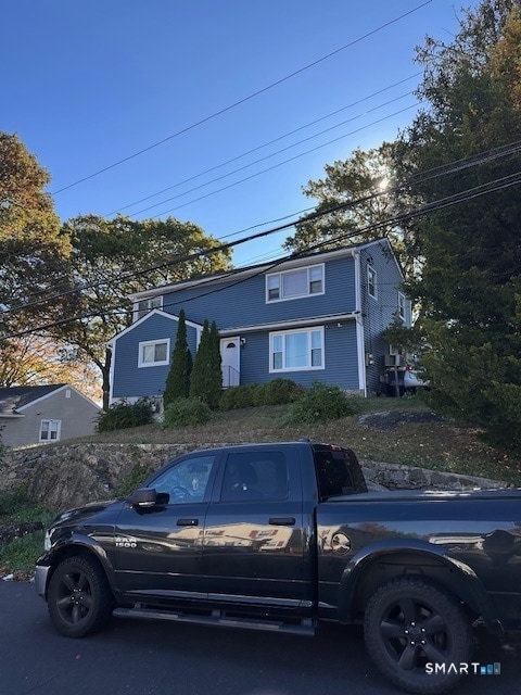 Building Photo - 131 Ruth St